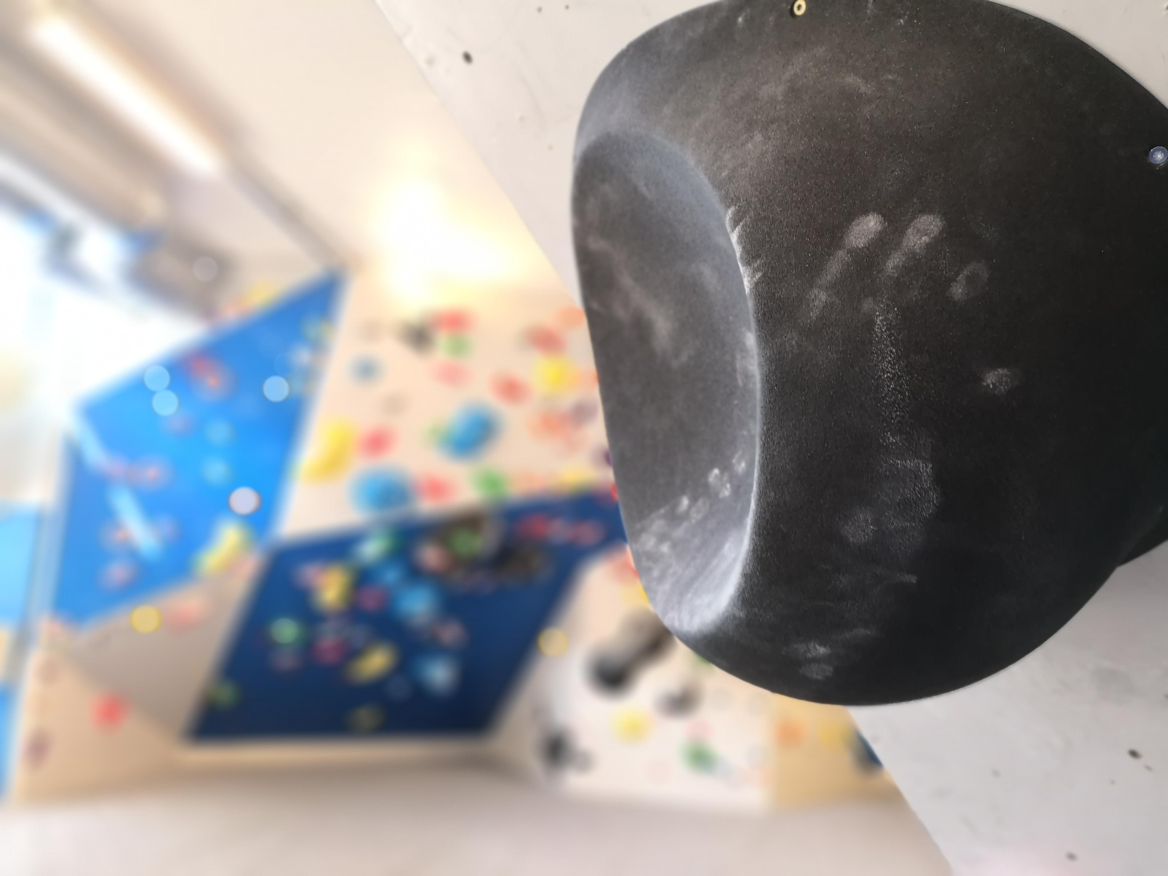 Klatring på Hamna – buldring, kurs og klatrebutikk i Nordfjord